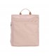 Mochila Tyve Lässig rosa de forma rectangular con textura efecto papel arrugado y una pequeña asa en la parte superior.