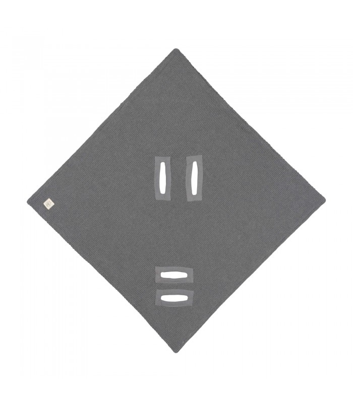 Knitted blanket for chair with harness Lässig