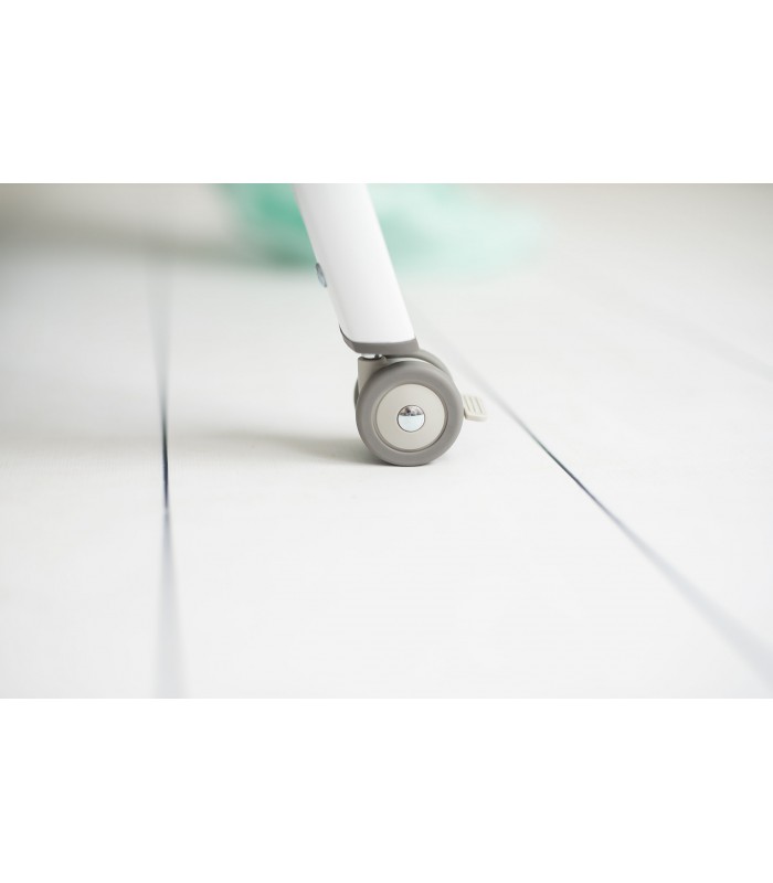 Comprar o berço de co-sleeping CoZee Lite da Tutti Bambini a um preço promocional.