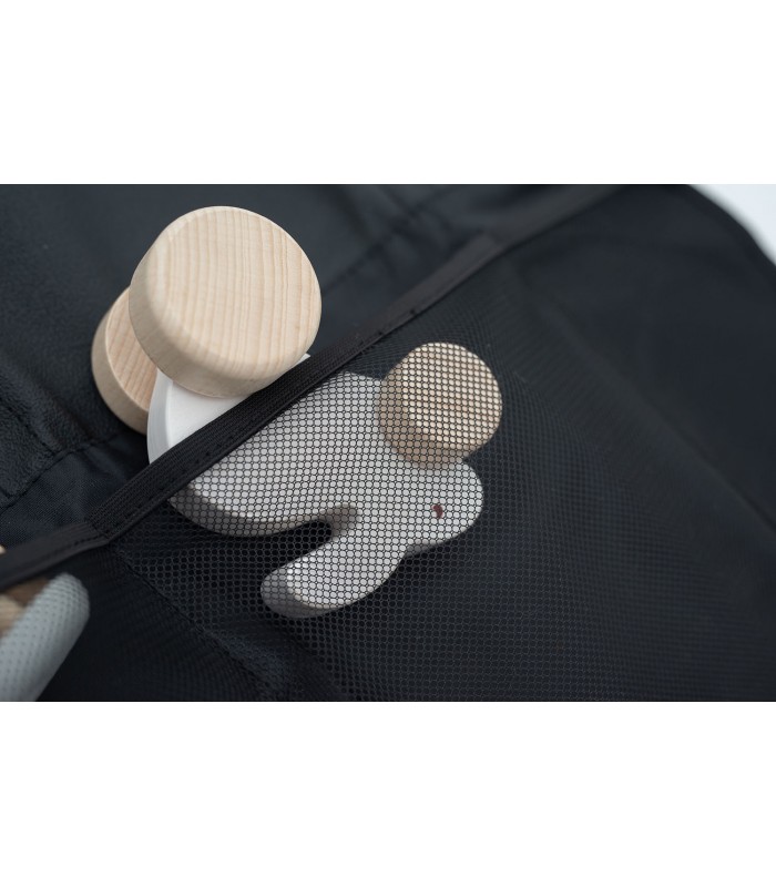Car seat protector 3 in 1 Olmitos | Divisible pieces and touch window