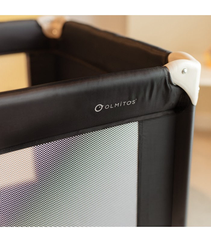 Cuna viaje básica Olmitos | Ruedas con freno y malla lateral 125x65