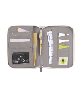 Portadocumentos Lässig de tela gris abierto con múltiples bolsillos para tarjetas, papeles y un soporte central para bolígrafo.