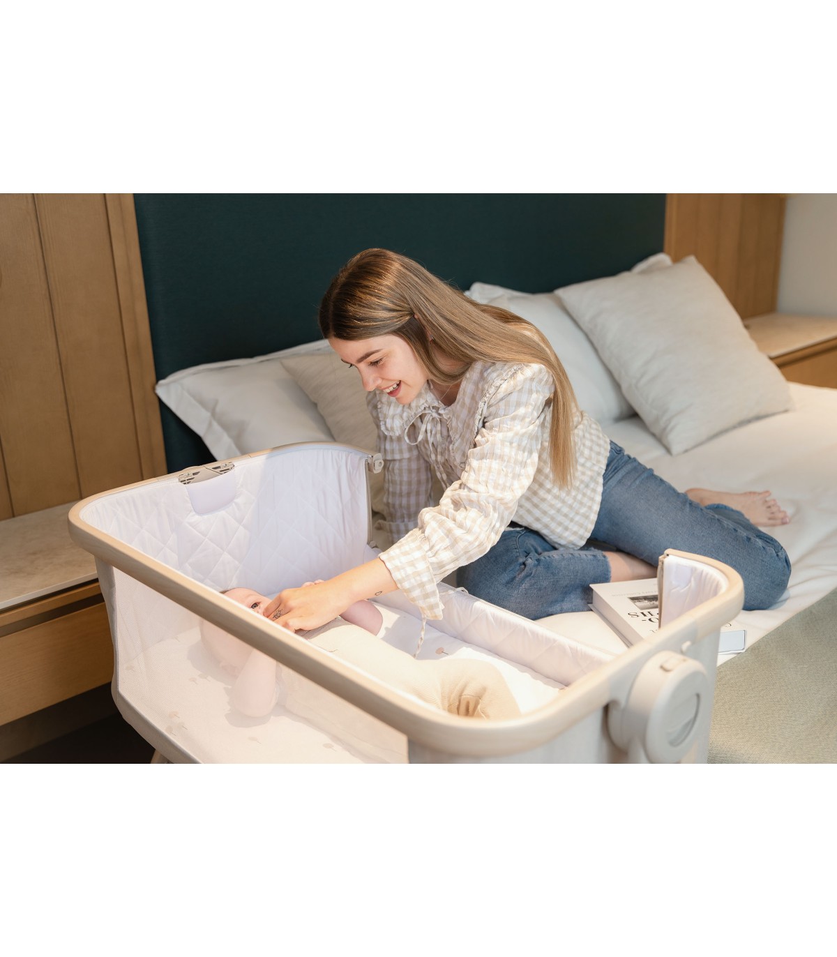Co-sleeping crib Stella Olmitos | Wood and quilt included
