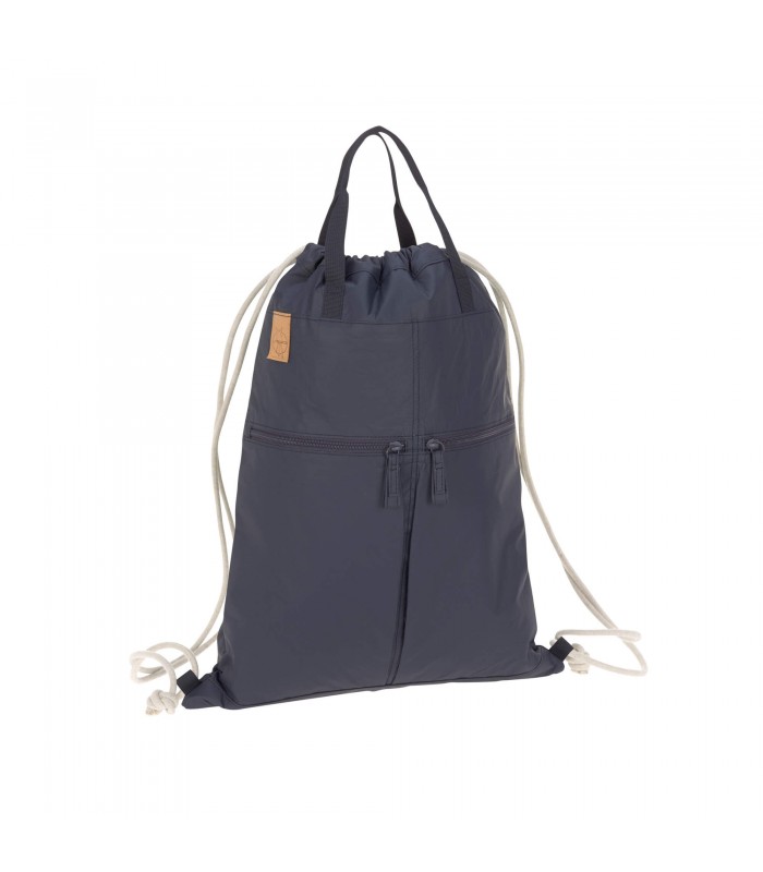 Mochila Tyve String Lässig azul marino con cordones blancos y asas de mano, fabricada en material Tyvek ligero y resistente.